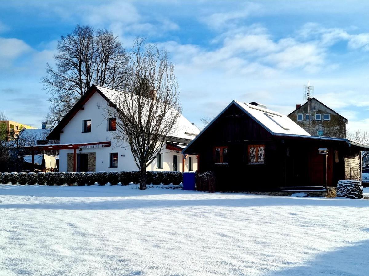 Dum A Chatka Pod Smrkem Nove Mesto pod Smrkem Exterior photo